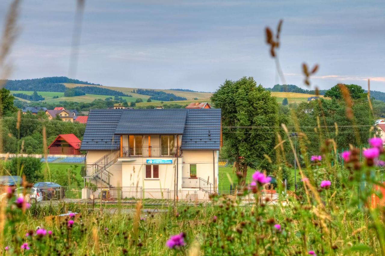 Apartamento Stara Mleczarnia Tylicz Exterior foto