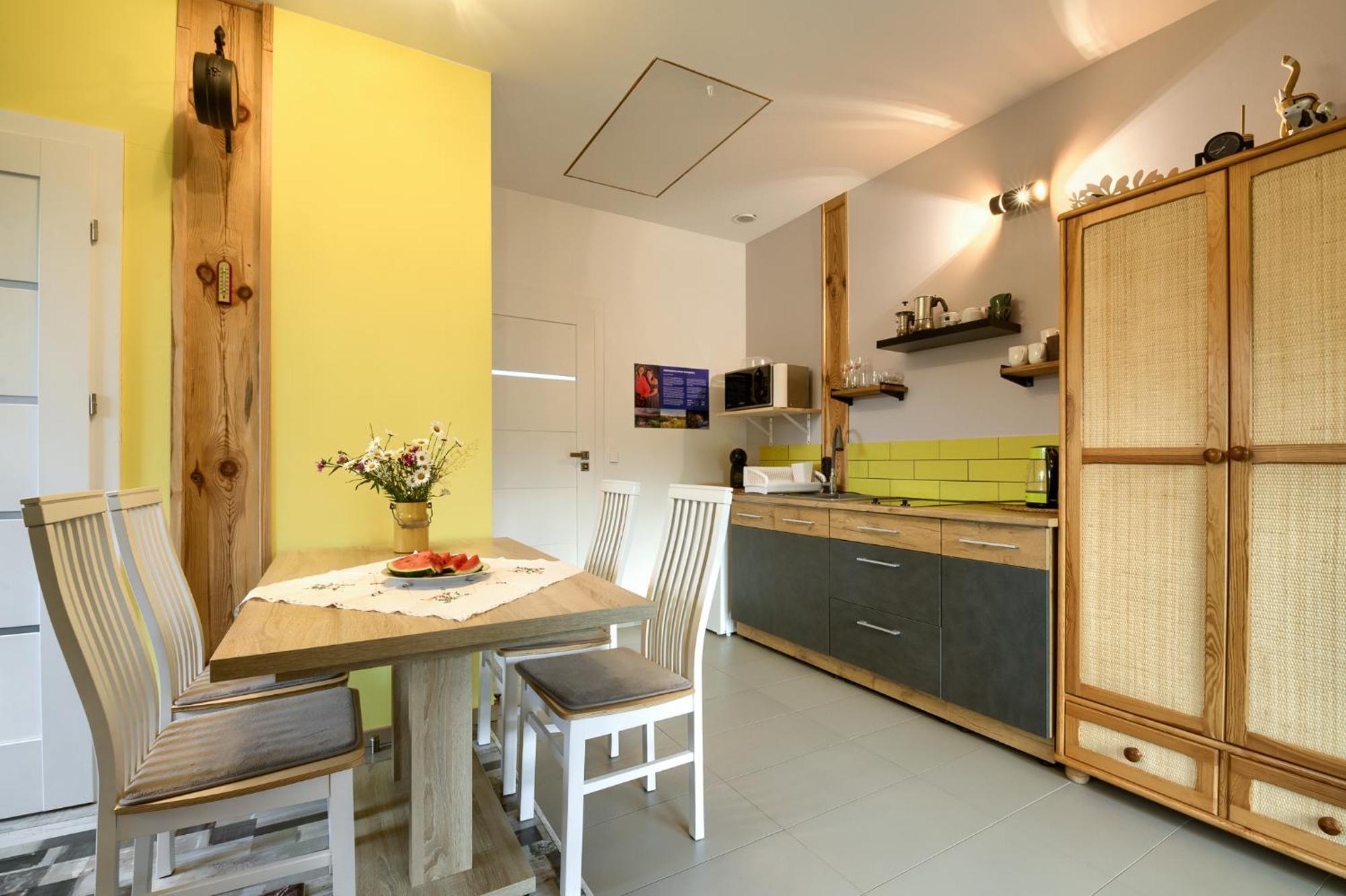 Apartamento Stara Mleczarnia Tylicz Exterior foto